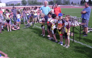 Piste de Cavaillon Ecole de cyclisme 8/05/13